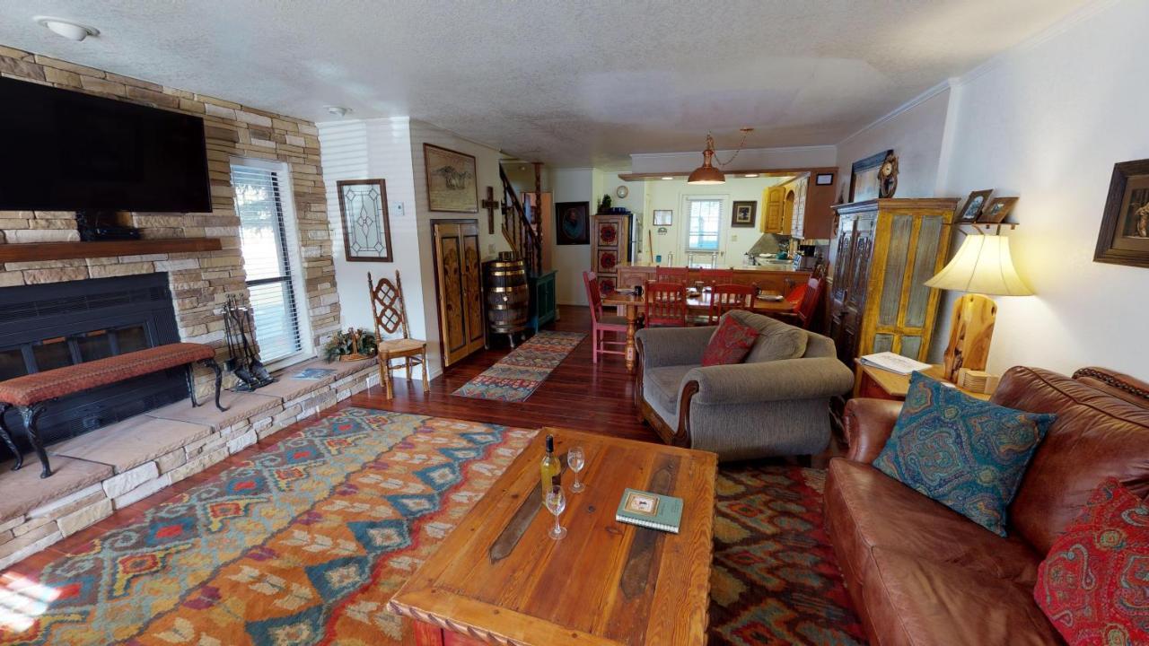 レッドリバーClaim Jumper 8 Townhouse With High Speed Wifiアパートメント エクステリア 写真