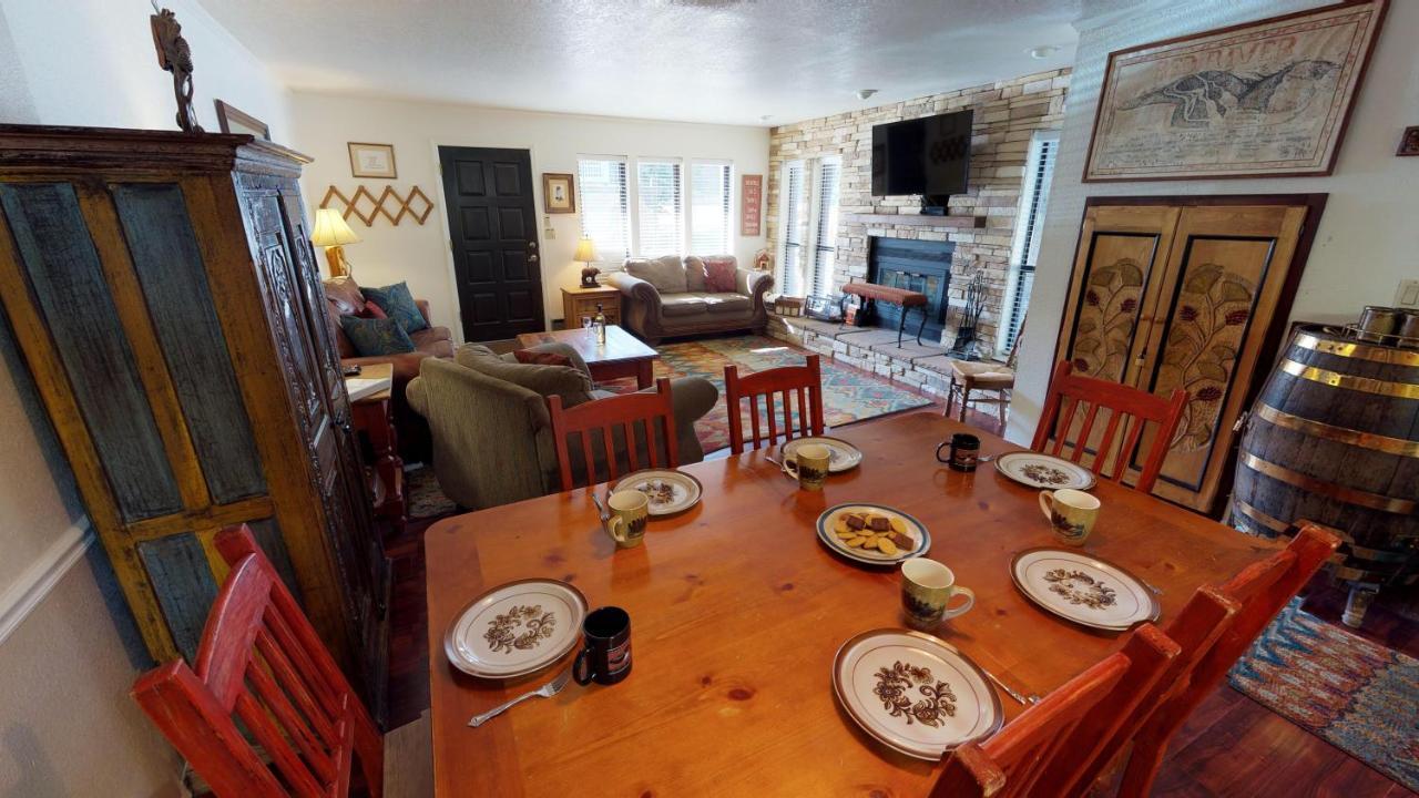 レッドリバーClaim Jumper 8 Townhouse With High Speed Wifiアパートメント エクステリア 写真